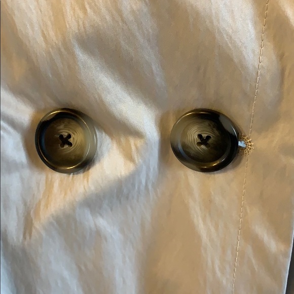 Silver trench coat - Picture 3 of 5